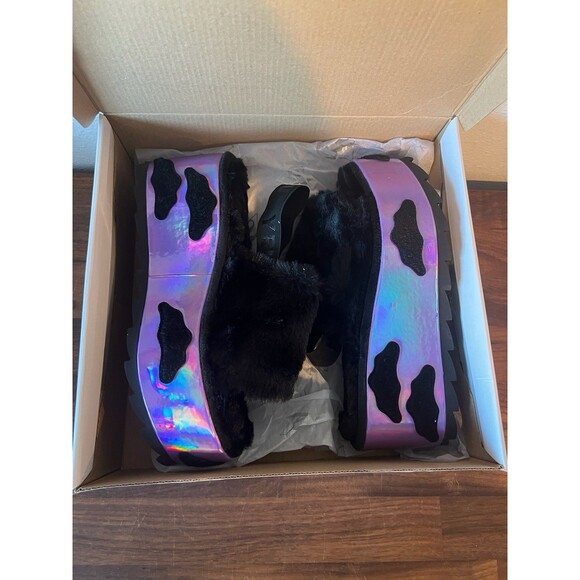 Stylish Black and Iridescent Women's Platform Shoes - Picture 2 of 13